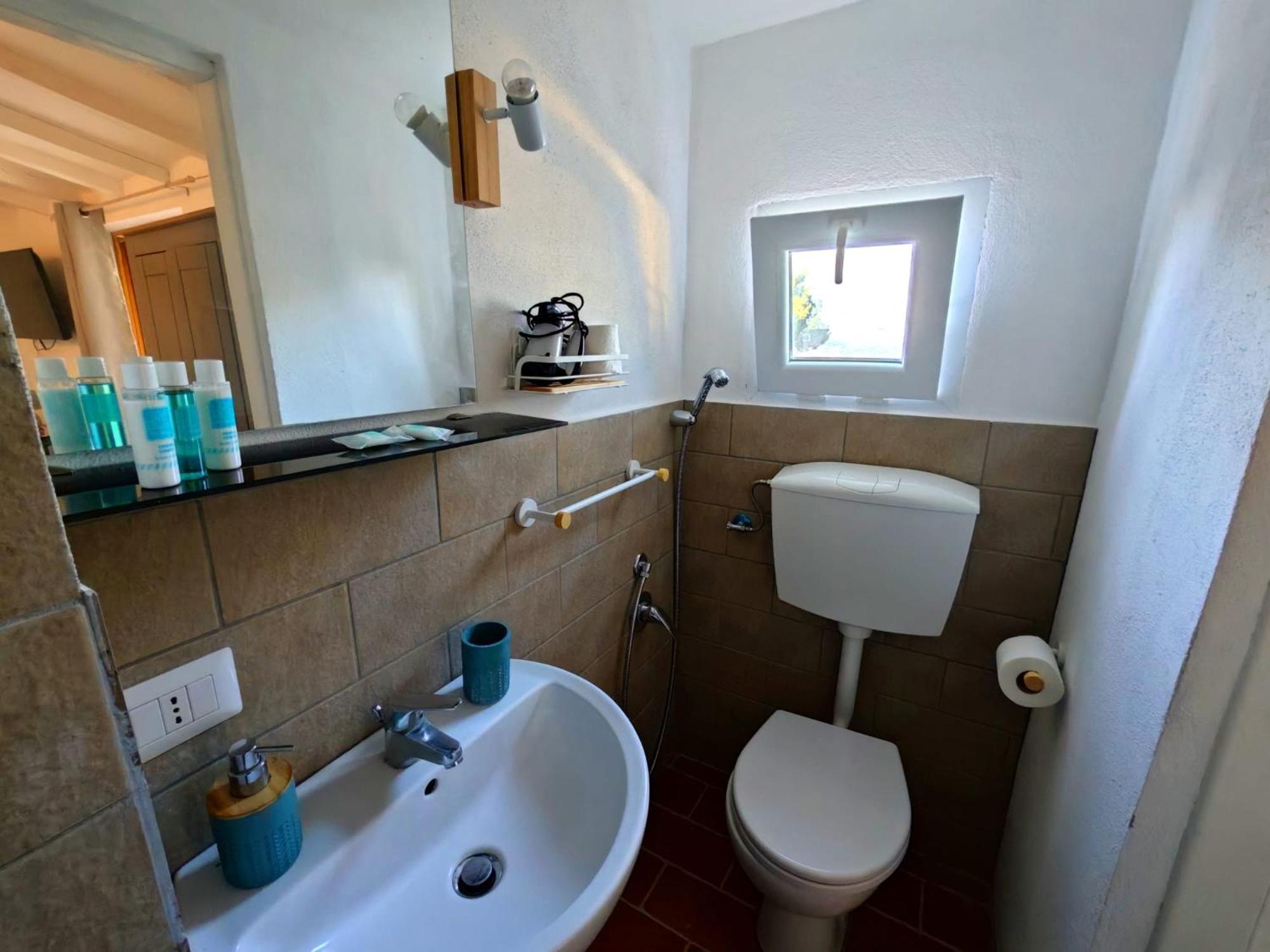 Hotel Golfo Azzurro Каполивери Екстериор снимка