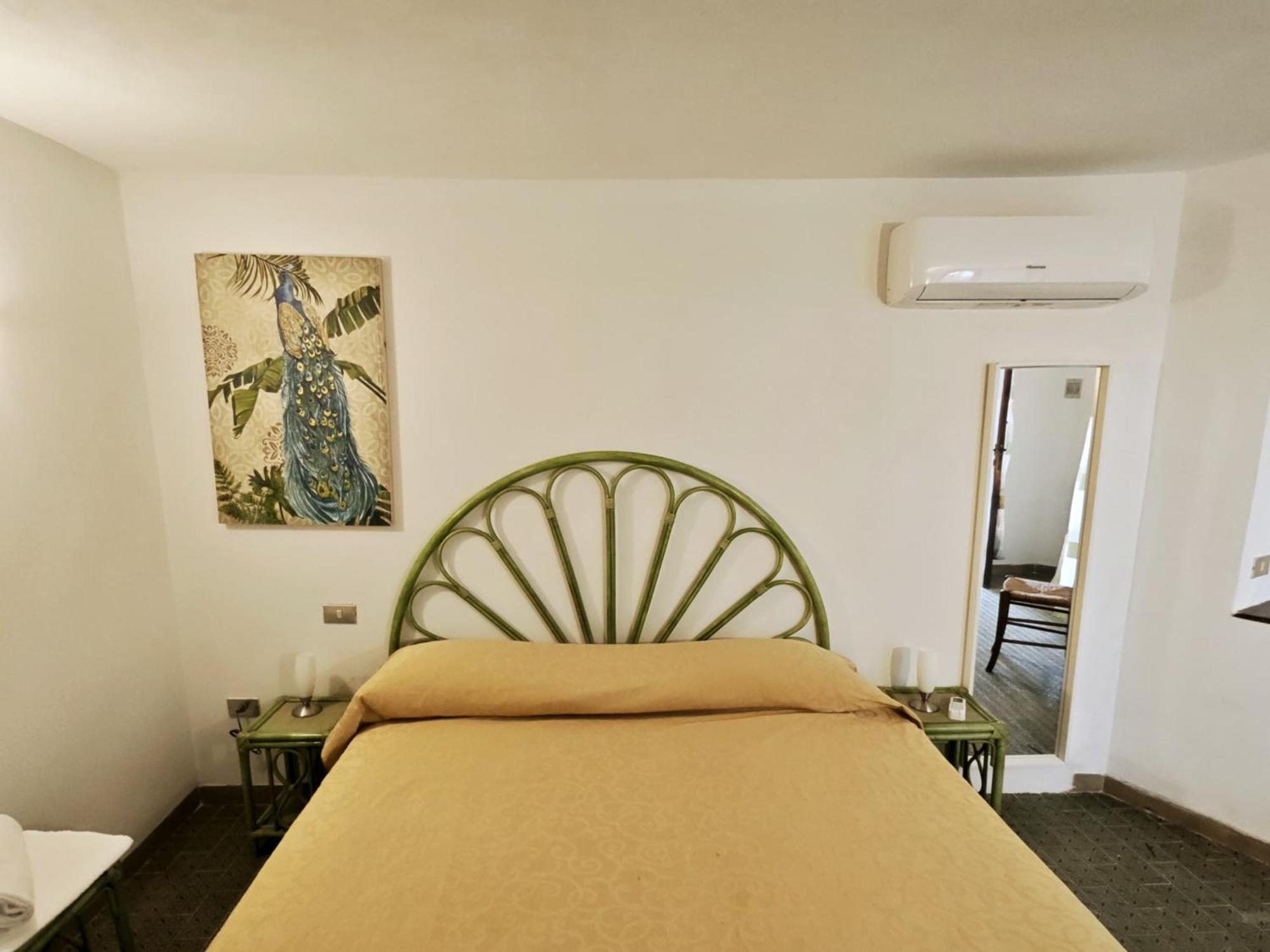 Hotel Golfo Azzurro Каполивери Екстериор снимка
